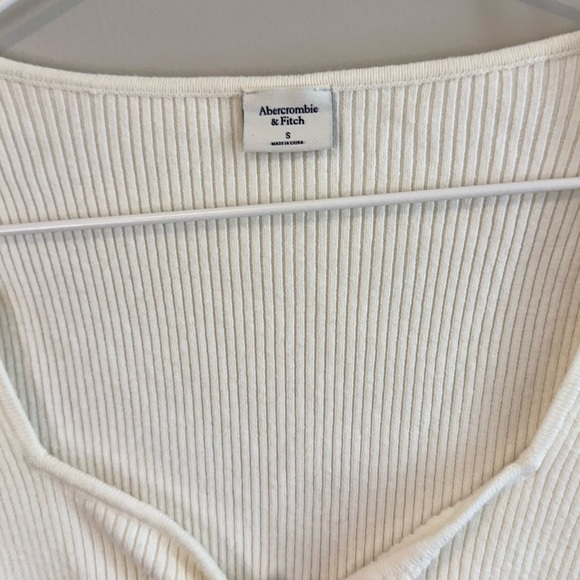 Abercrombie Long-Sleeve Hardware Detail Off White Bodysuit Size Small 1812 - Picture 5 of 8